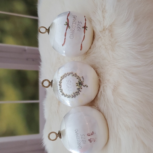 BETSEY CLARK Hallmark Set of 3 Christmas ornaments 1975 Hard to find collectible - Picture 2 of 10